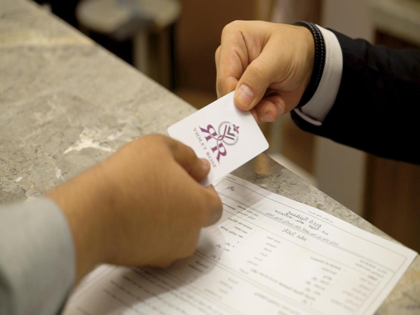 Violet Rose Aprit Hotel Jeddah Ngoại thất bức ảnh