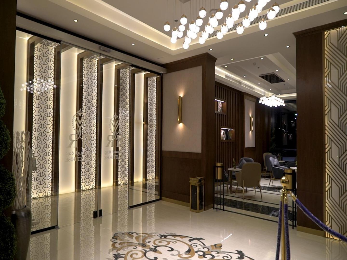 Violet Rose Aprit Hotel Jeddah Ngoại thất bức ảnh