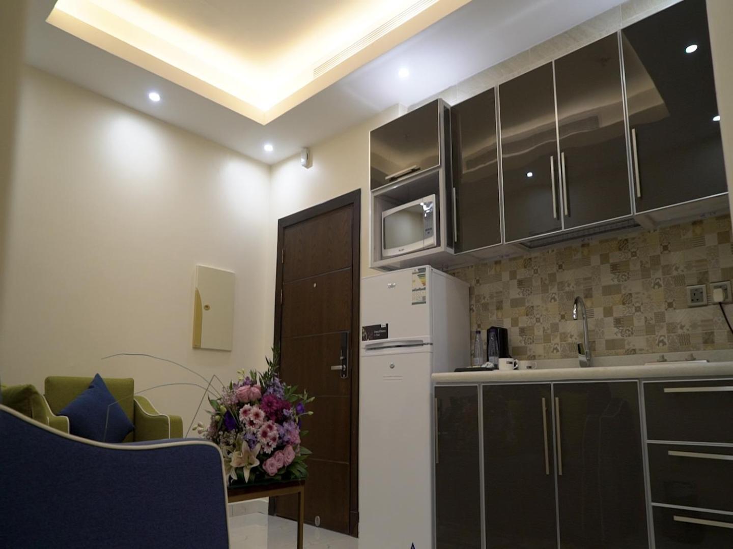 Violet Rose Aprit Hotel Jeddah Ngoại thất bức ảnh