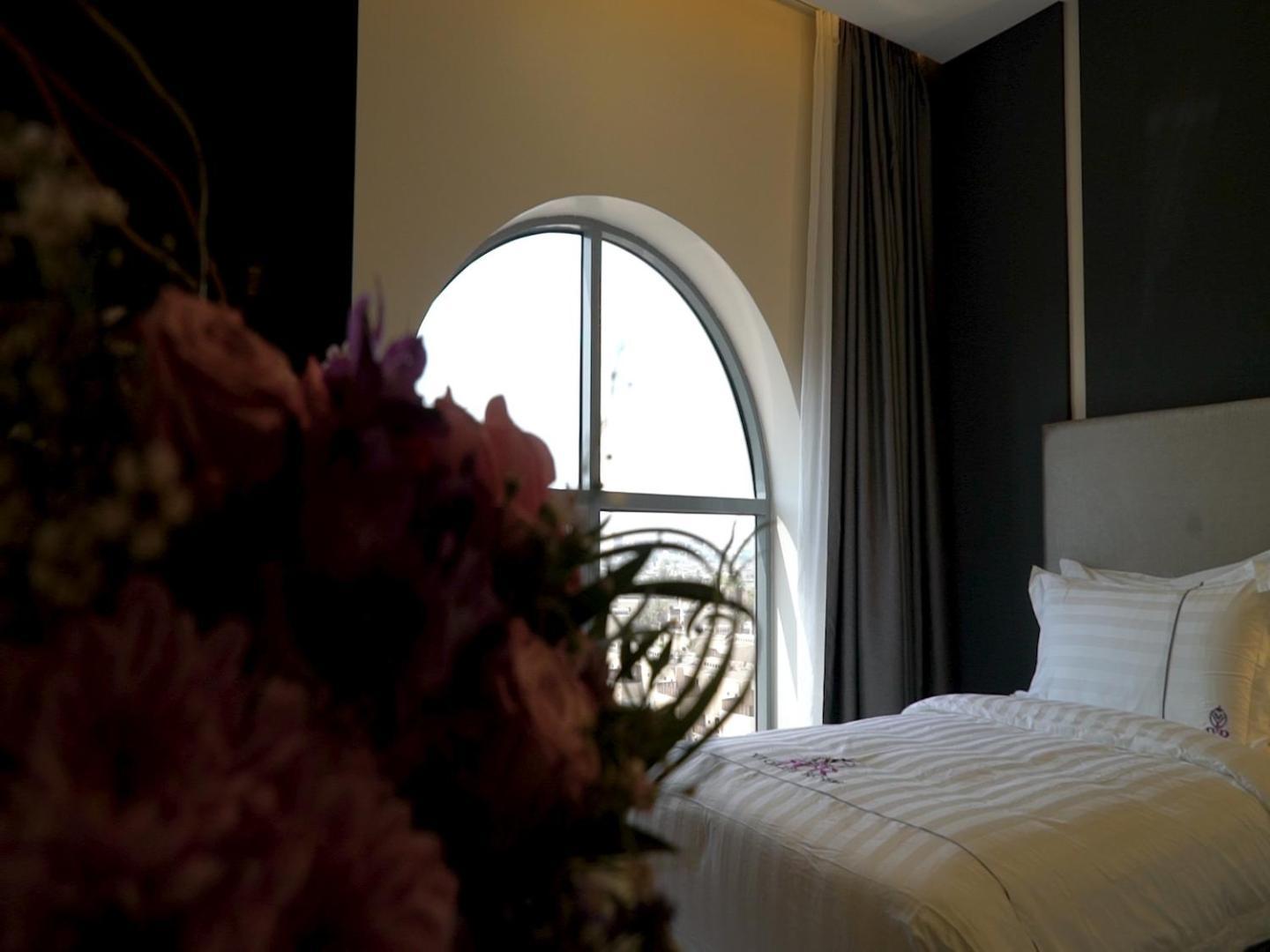 Violet Rose Aprit Hotel Jeddah Ngoại thất bức ảnh